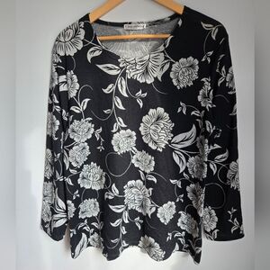 CASA DONNA Floral Black and Gray Cotton Blend Knit Sweater
